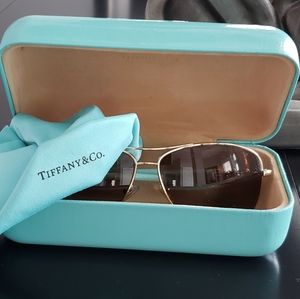 Tiffany & Co Aviator Pilot Sunglasses